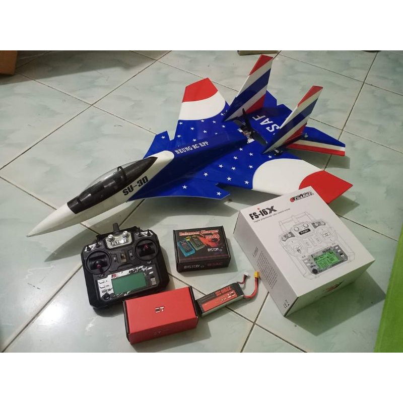 su30 ชุดพร้อมเล่นรีโมทflysky i6xทักแชทเลือกสีกับลายได้จ้า(ค่ายหนึ่งอาซี) - รูปที่ 2