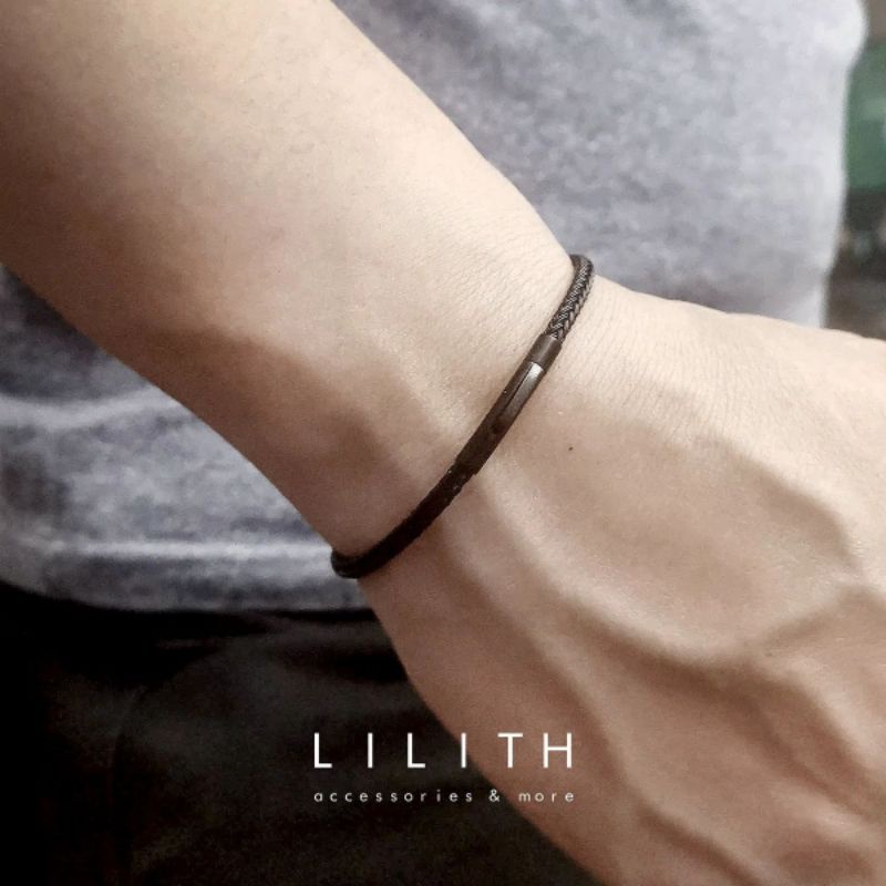 Lilith - Black Wire Stainless Bracelet กำไลข้อมือแสตนเลสสีดำ กำไล ข้อมือ ผู้ชาย