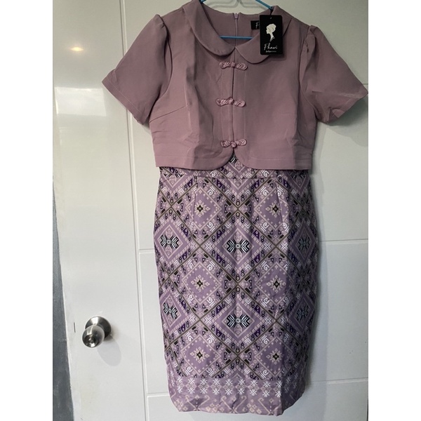 เดรสลายไทย Prawi ปั้มลายไทย สีเผือก #L #ผ้าไทย #ลายไทย