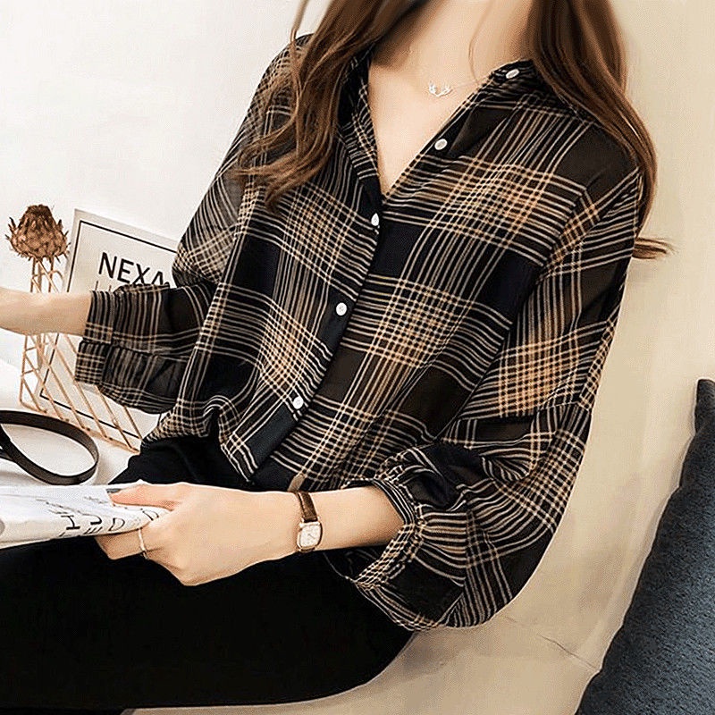 เสื้อผ้าแฟชั่นผู้หญิง เสื้อเชิ๊ต ชีฟอง ลายสก๊อต สื้อคลุมกันแดดแ ขนยาว สไตล์เกาหลี เสื้อผ้าติดแอร์ ไซส์ใหญ่ใ ส่ได้100กก
