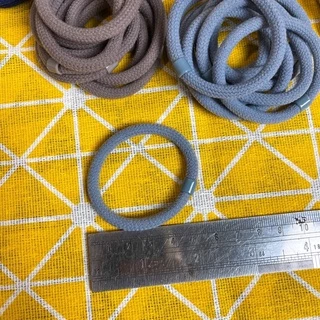 ถูกที่สุด!! ยางรัดผมแพค 100 เส้น แบบหนา มัดผมแฟชั่น มีจี้ ราคาถูก คุณภาพดี สีสันสวยงาม
