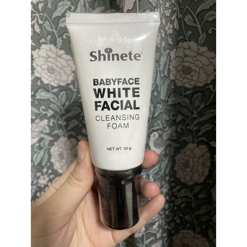 โฟมล้างหน้า ชิเนเต้ เบบี้เฟซ (Shinete’ babyface white facial cleansing foam)