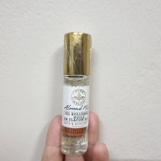 พร้อมส่ง Bath &amp; Body Works Almond Milk Oil rollerball 8ml