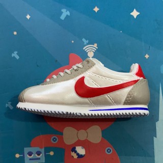 Cortez (ราคาคู่) Aj พวงกุญแจ รูปรองเท้า 3D ขนาดเล็ก 1/6 สไตล์คลาสสิก (ยาว 5 ซม. กว้าง 1.6 สูง 3 ซม.)