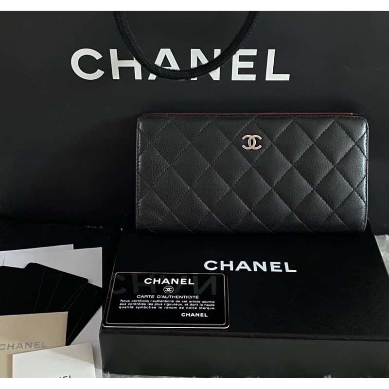 Used Chanel bifold cavier wallet