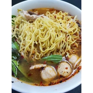 บะหมี่ไข่พิเศษ แผ่นเกี๊ยว ชั้นหนึ่ง ตรา เป็ด ขนาด 500 กรัม (ไม่ใส่วัตถุกันเสีย)