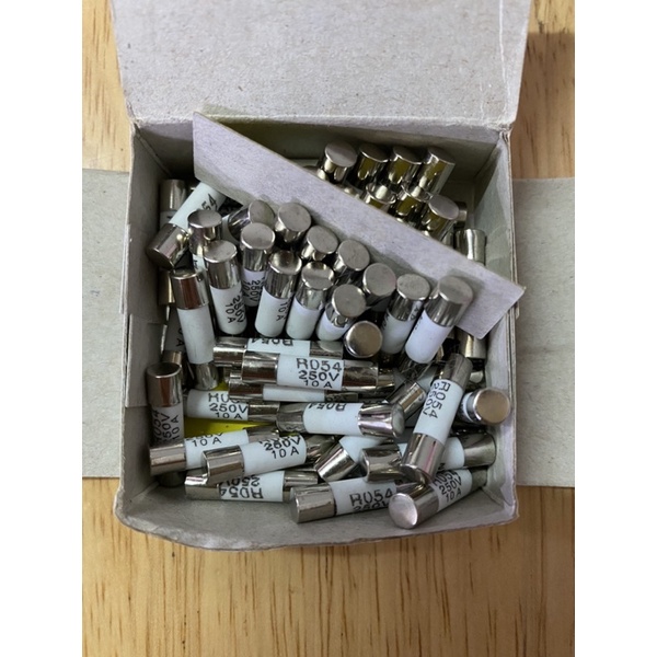 ฟิวส์ 250V-10A******