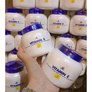 เอ อาร์ วิตามิน อี มอยส์เจอร์ไรซิ่ง ครีม AR Vitamin E Moisturizing Cream❤