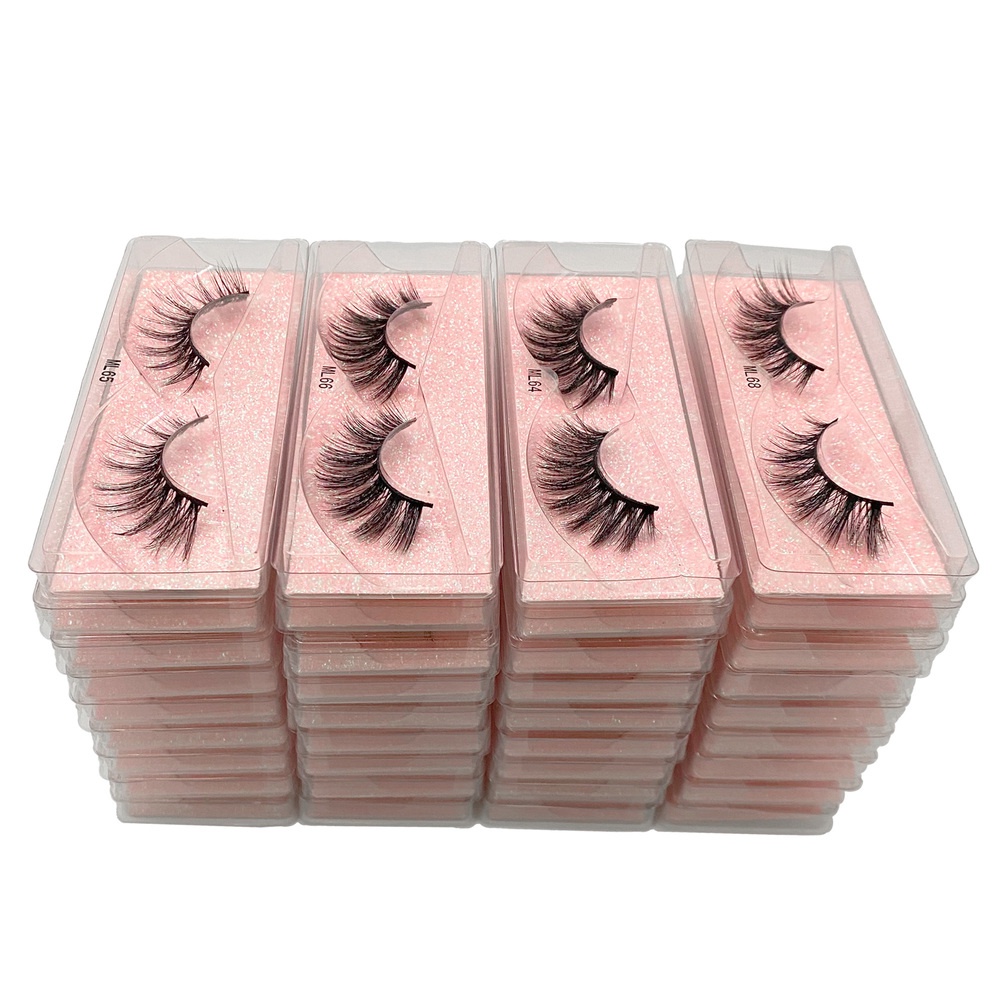 Mollie Lipper 1 คู่ Fluffy 3D Mink Lashes ที่ละเอียดอ่อนขนตาปลอมแต่งหน้าธรรมชาติปลอม Coil จํานวนมาก