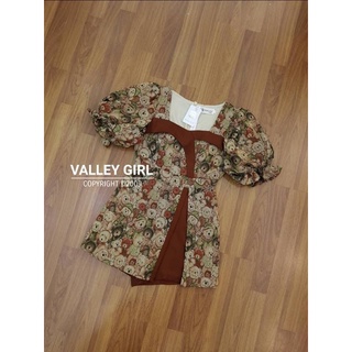 จั๊มสูทผ้าทอแขนตุ๊กตาลายน้องหมี งานป้าย Valley girl SizeL ***มือ1ป้ายห้อย