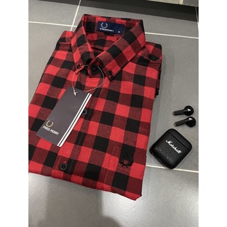 #แขนสั้นFRED PERRY มีกระเป๋าอกสีแดงดำ