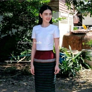 เสื้อไหมลาวคอกลมไหล่เรียบ รุ่น คุณใหม่ดาวิกา งานตัดสวยประณีต