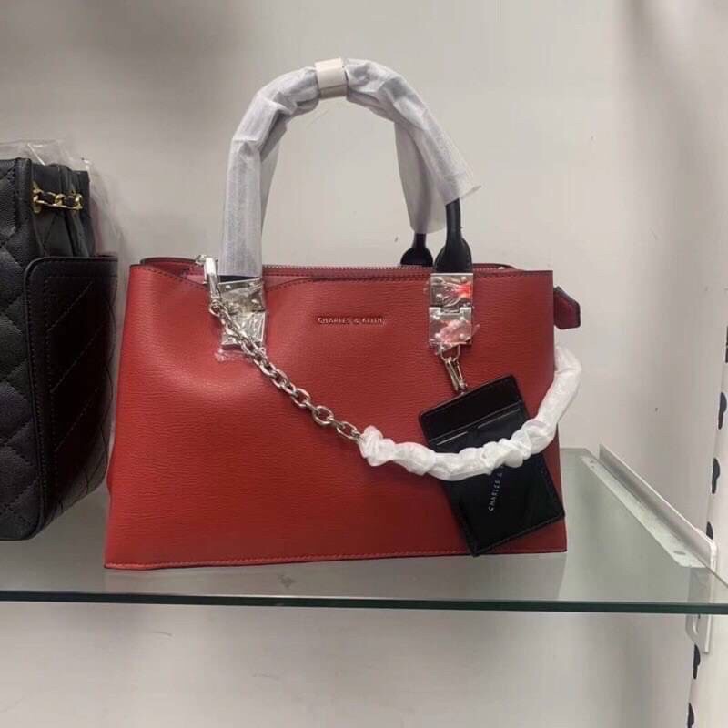 กระเป๋า charleskeith