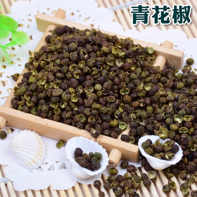 P24หม่าล่าพริกไทยดำ (麻椒 )ขนาด50g สามารถนำมาปรุงอาหารได้หลายเมนู เพื่อให้รสชาติอาหารหอมเผ็ดชา เหมือนเมนูอาหารเสฉวน