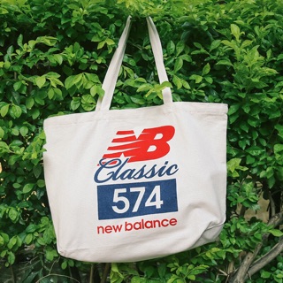 กระเป๋า new balance ผ้าหนาเท่ๆ