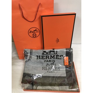 ผ้าพันคอ hermes 70*180 ( กล่องแบรนด์ + ถุงกระดาษแบรนด์ ) C-005