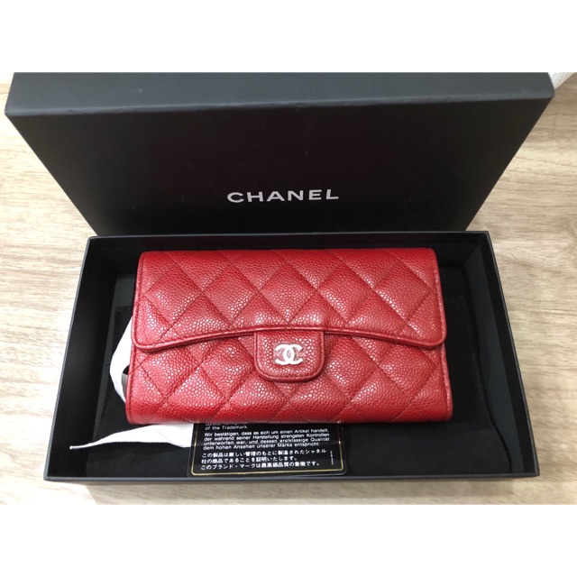 กระเป๋าสตางค์ Chanel caviar 3 พับ แดง ของแท้100%