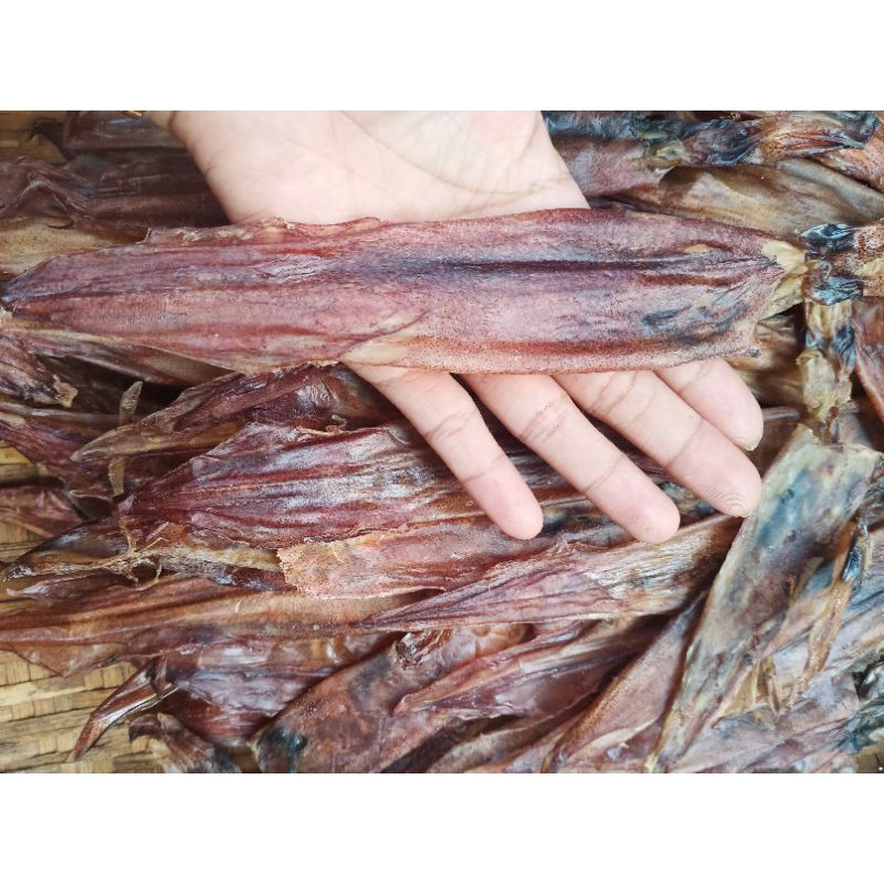 หมึกตูดแหลมตากแห้งตัวใหญ่🐙