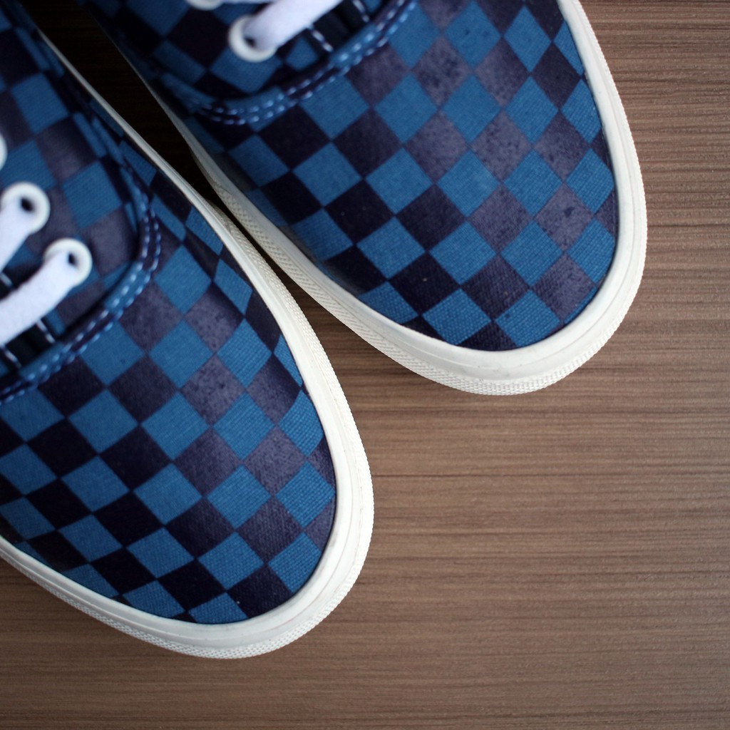 vans vault og authentic lx checkerboard majolica blue