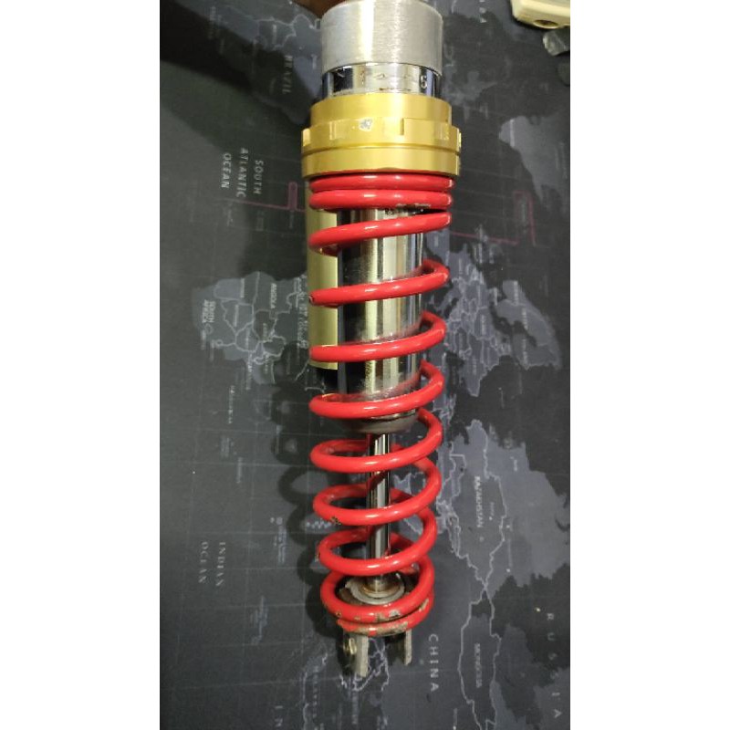 โช้คหลัง Showa Tec2 แท้ 1ข้าง ไม่รั่วไม่ซึมไม่เศร้า คุยกับมันแล้ว