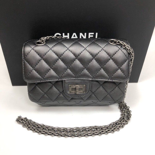 chanel mini 8