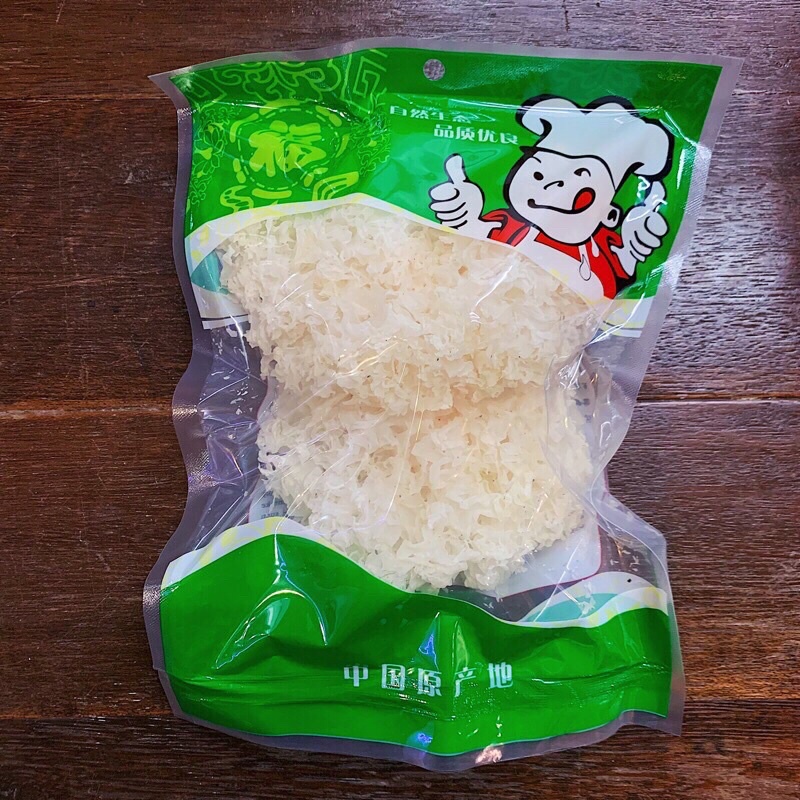 K&M เห็ดหูหนูขาว2ดอก. คัดสรรคุณภาพ  บรรจุ 2ชิ้น