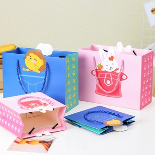 Gift Bag ถุงของขวัญ ถุงกระดาษ ถุงใส่กล่องของขวัญ ขนาด 14x15x7 cm. ชุดละ 3 ใบ