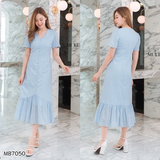 (S-XL) เดรสยาวคอวีแขนสั้น แต่งติดกระดุมหน้ายาว สีฟ้า IMB7050