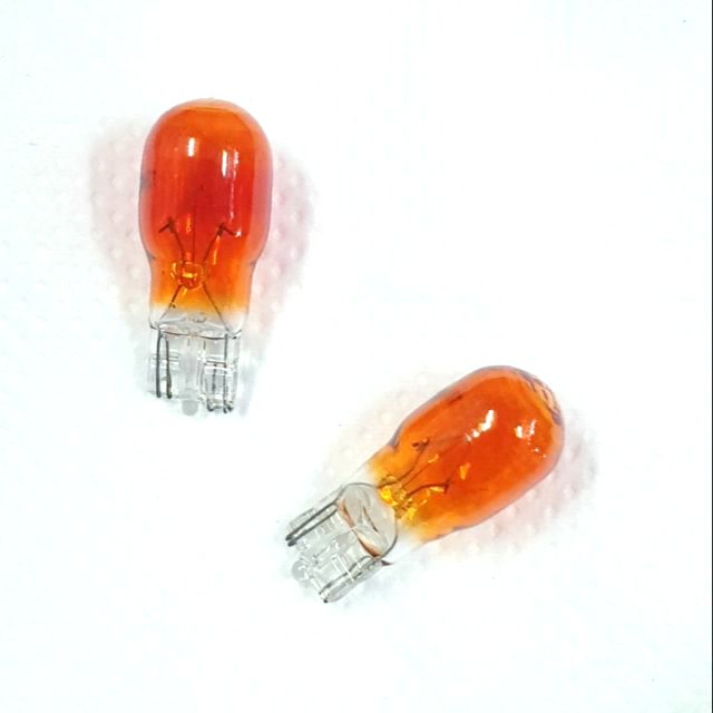 [ขั้นต่ำ3หลอด❗] หลอดไฟเลี้ยว [ แบบเสียบ ] 12V10W สีส้ม // ใส