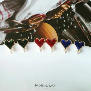 Cute Korea Green Velvet Navy Heart with Pearl Earrings ต่างหู ตุ้มหู หัวใจ สีเขียว แดง น้ำเงิน แต่ง มุก