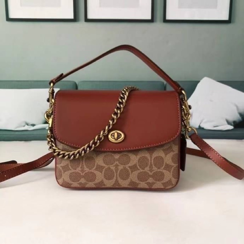 พร้อมส่ง 🛍️ Coach 89089  Cassie Crossbody 19 Bagoutlet💯%