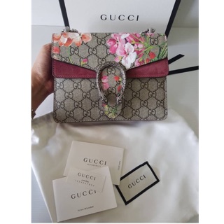 กระเป๋าสะพาย Gucci แท้ 💯% ของใหม่