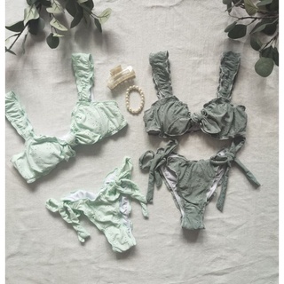 Lilly bikini set 2 ชิ้น ผ้าฉลุ เนื้อผ้าดี มีซับใน มีฟองน้ำ ถอดออกได้ ใส่แล่วน่ารักจริงอะไรจิง ลายผ้าฉลุกับสีน่ารักมากจ้า