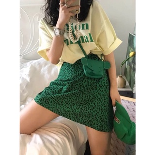 Green leopard mini skirt ใส่โค้ด WUNPMT ลดทันที  80 .- ขั้นต่ำ 500.-