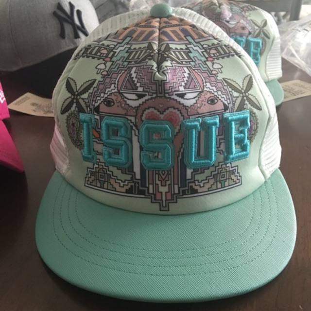 issue cap