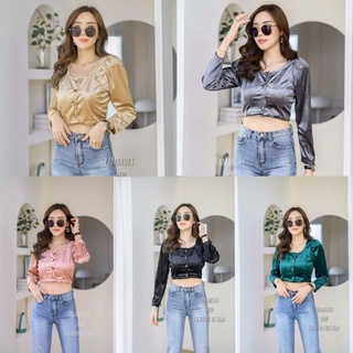 เสื้อครอปแขนยาวกระดุมหน้า ผ้ากำมะหยี่ งานป้าย เสื้อแขนยาวกำมะหยี่ งานป้าย