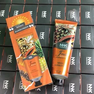 Nongnaka Fruity White Pineapple & Papaya Magic Sunscreen กันแดดน้องนะคะ กลิ่นผลไม้ SPF60