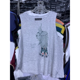 เสื้อกล้ามผ้าTKหน้าสั้นหลังยาวเก๋ๆสีเทาทักถามลายได้จร้า