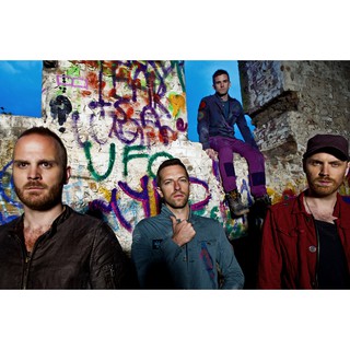 Coldplay Chris Martin โคลด์เพลย์ โปสเตอร์ วอลเปเปอร์ ตกแต่งผนัง วงดนตรี Poster โปสเตอร์วินเทจ โปสเตอร์วงดนตรี