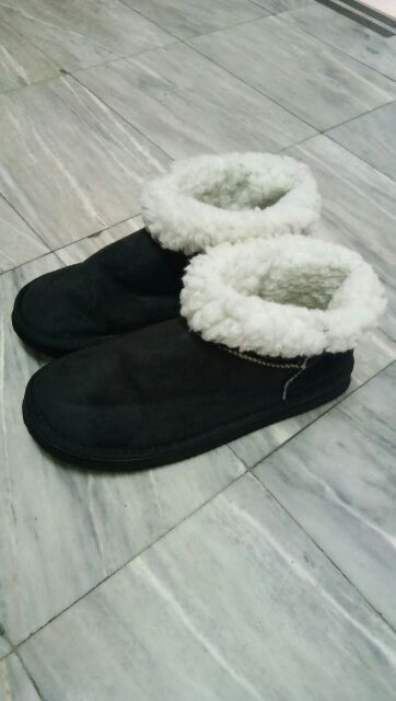 รองเท้าหิมะ รองเท้าบู้ทขนแกะเทียม อุ่นมาก ส้นเตี้ย รองเท้าลุยหิมะ มือสอง