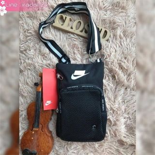 Nike Sport Small Items Crossbody Bag ของแท้ ราคาถูก