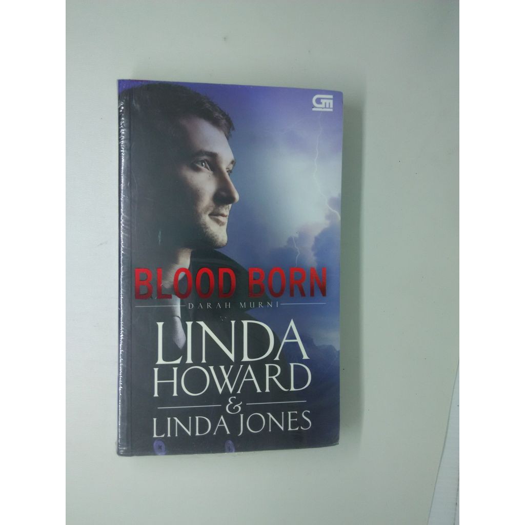 ใหม่ Seal Gramedia Pure Blood Vampire Novel