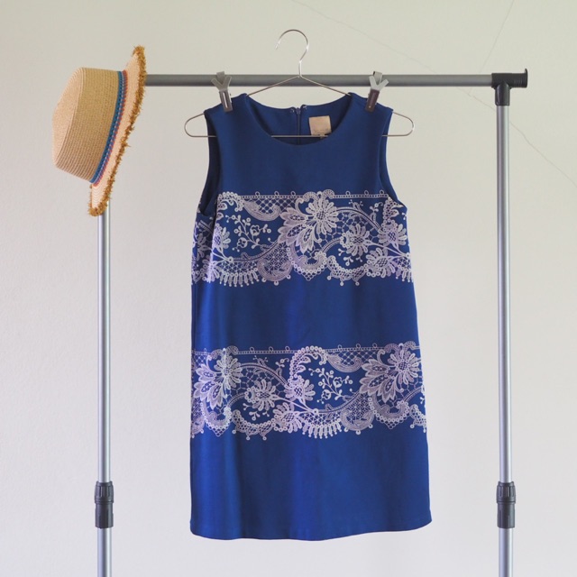 ส่งต่อ เดรส Lynaround