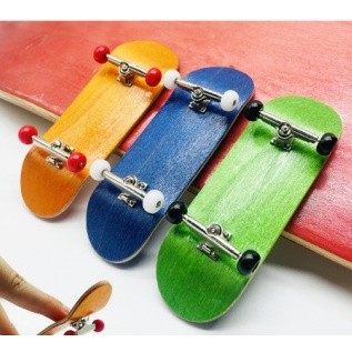 Shehave Wooden Fingerboard ของเล่นฟิงเกอร์บอร์ด เมเปิ้ล ขนาดเล็ก