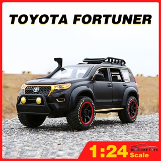 Klt โมเดลรถบรรทุก TOYOTA FORTUNER SUV สเกล 1/24 โลหะอัลลอย ของเล่นสําหรับเด็ก