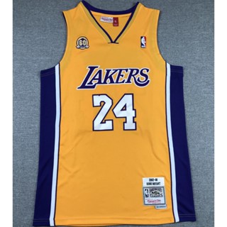 เสื้อกีฬาบาสเก็ตบอล ปักลาย Los Angeles Lakers 24 Kobe Bryant สีเหลือง ครบรอบ 60 ปี สําหรับผู้ชาย