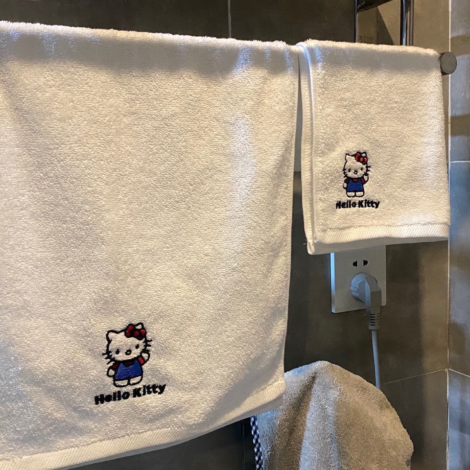ผ้าฝ้าย 100% Hello Kitty ผ้าเช็ดตัวผ้าฝ้ายดูดซับน้ํา Quick-Drying Non-Linting Face Wash Bath ผ้าเช็ดตัวขนาดใหญ่น่ารักแฟนคู่ใช้