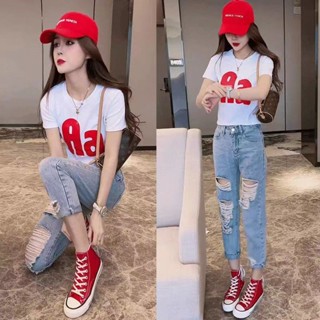เสื้อยืดแขนสั้น และกางเกงยีน ความยาวข้อเท้า แต่งรอยขาด แฟชั่นฤดูร้อน สไตล์เกาหลี สําหรับผู้หญิง 2023