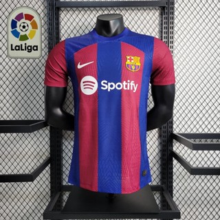 เสื้อกีฬาแขนสั้น ลายทีม Barcelona Jersey (Player Version) 2023-24 ชุดเหย้า สีแดง น้ําเงิน คุณภาพสูง