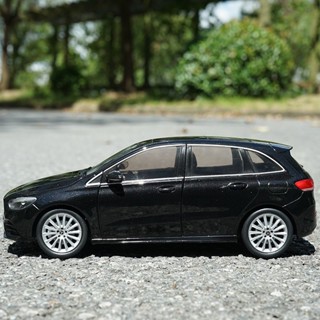 โมเดลรถยนต์ Mercedes-Benz B-Class MPV 1: 18 Mercedes-Benz B-Klasse แบบดั้งเดิม สไตล์ธุรกิจ